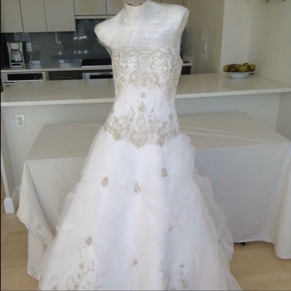 Private label by G Wedding dress